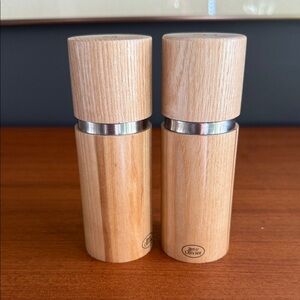 Vintage Wooden Remy Olivier Moss Peppermill, Ashwood, 6" salt mill set